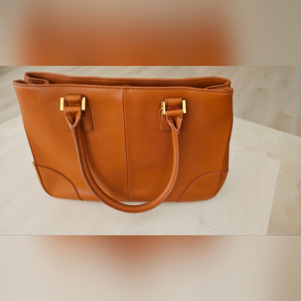 Tory Burch Cognac Leather Tote with Gold Logo - Picture 3 of 8